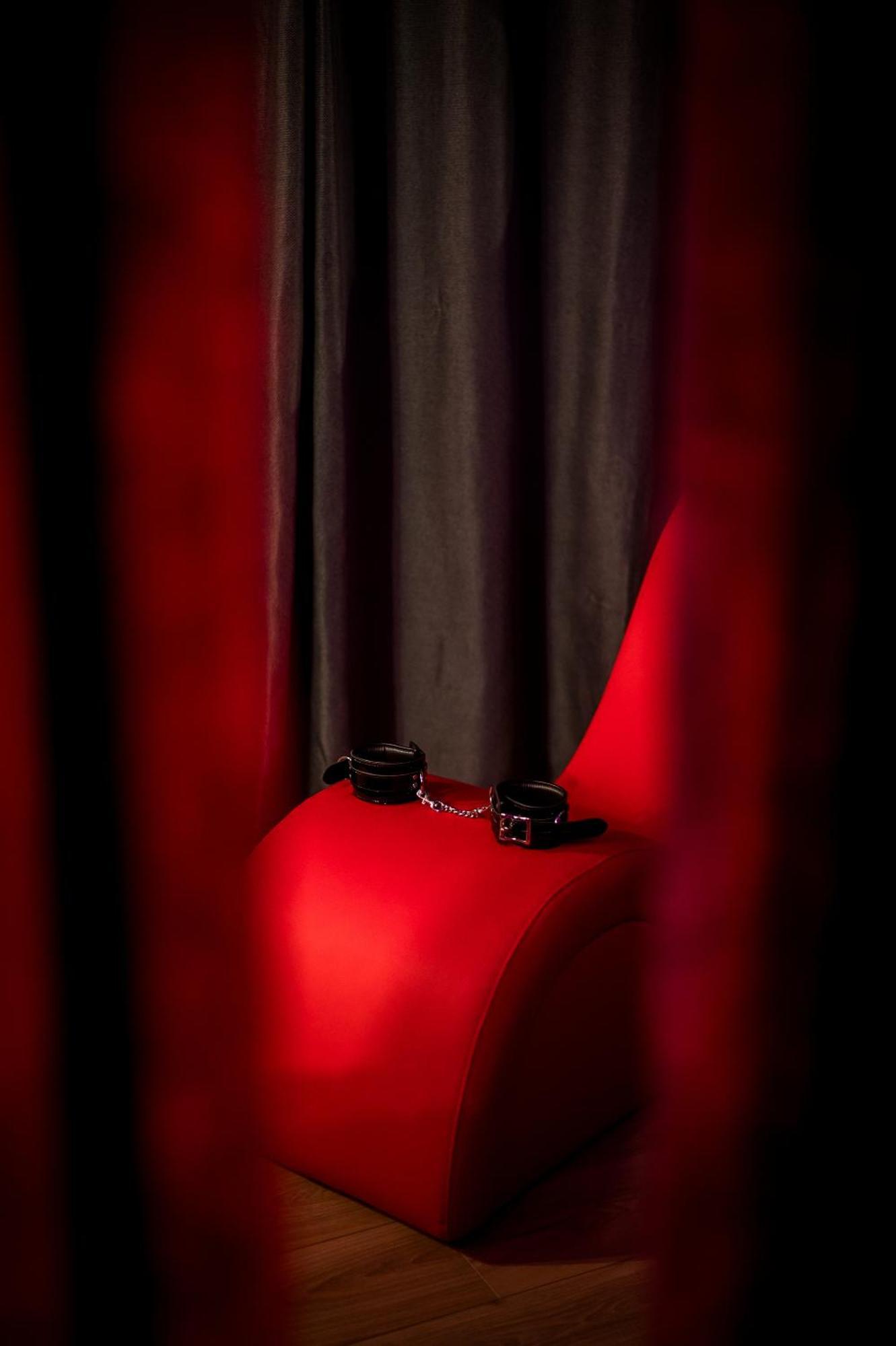 サル Les Volets Violets Bed & Breakfast 部屋 写真